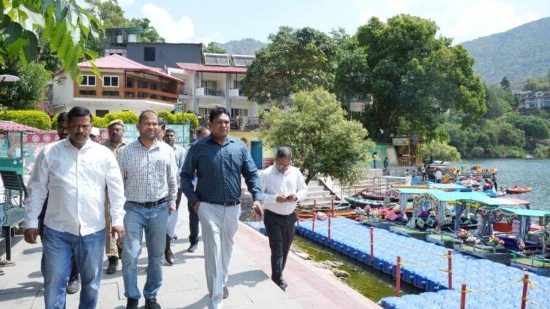 धामी सरकार की झीलों को नई पहचान देने की तैयारी, भीमताल – नौकुचियाताल और कमलताल के सौंदर्यीकरण पर 46 करोड़ से अधिक खर्च, सचिव डॉ. आर. राजेश कुमार ने किया स्थलीय निरीक्षण, अधिकारियों को दिए निर्देश