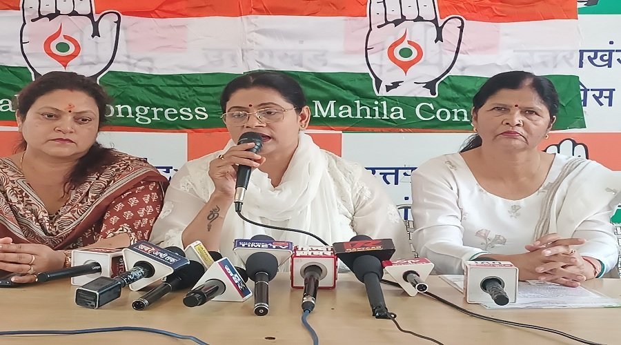 महिला कांग्रेस प्रदेश अध्यक्ष ज्योति रौतेला के खिलाफ दर्ज मुकदमे वापस लेने की मांग, आंदोलन की चेतावनी