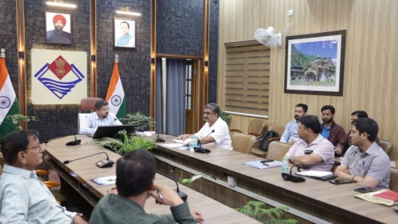 जल स्रोतों के पुनर्जीवन पर फोकस, सीडीओ अभिनव शाह ने दिए समन्वित कार्ययोजना के निर्देश