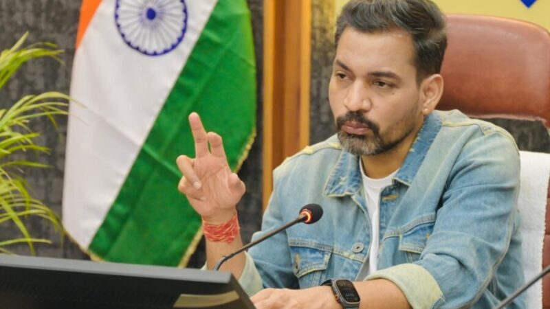 मानसून से पहले सभी प्राथमिकता वाले कार्य 07 जून तक पूर्ण करें – डीएम डॉ. आशीष चौहान