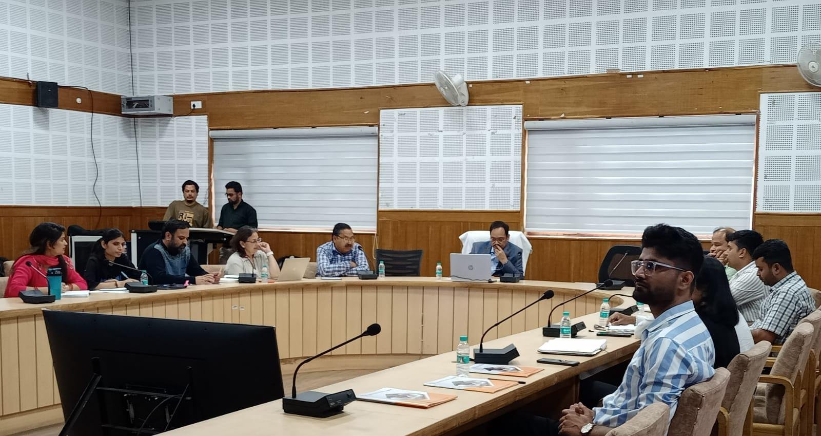पौड़ी गढ़वाल में डेंगू रोकथाम को लेकर प्रशासन अलर्ट, संवेदनशील क्षेत्रों में फॉगिंग और निगरानी के निर्देश