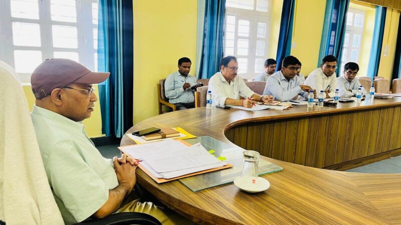मानसून से पहले नालियों और कलवर्ट की सफाई के निर्देश, पुनर्निर्माण कार्यों की होगी निगरानी