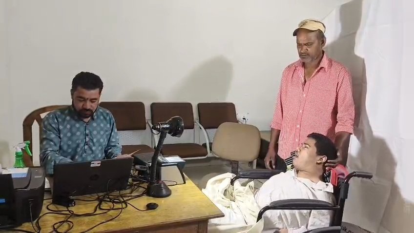 दिव्यांगजनों सहित 28 लोगों का पहली बार आधार पंजीकरण, प्रशासन की पहल बनी सहारा