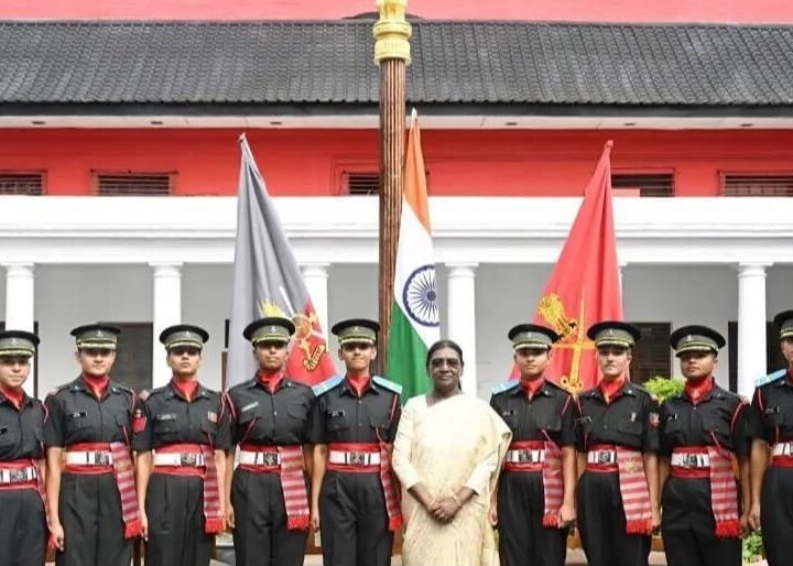 देहरादून : NDA की पहली महिला बैच ने फहराया परचम