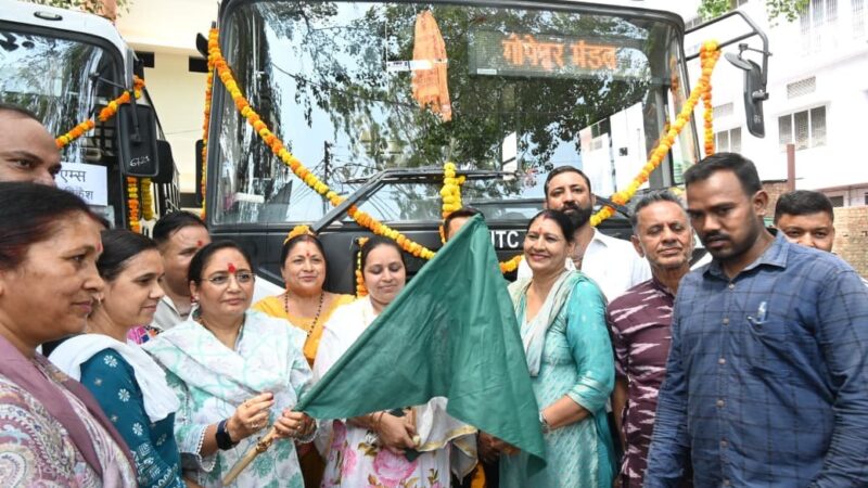 कोटद्वार-गोपेश्वर एवं कोटद्वार-ऋषिकेश एम्स के लिए 2 रोडवेज बस सेवा का शुभारंभ
