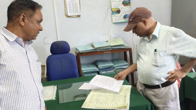 आयुक्त गढ़वाल आनंद स्वरूप ने किया विभिन्न विभागीय कार्यालयों का औचक निरीक्षण, जनहित से जुड़े मामलों में लापरवाही पर जतायी नाराजगी, दो कार्मिकों के वेतन आहरण पर रोक लगाने के निर्देश