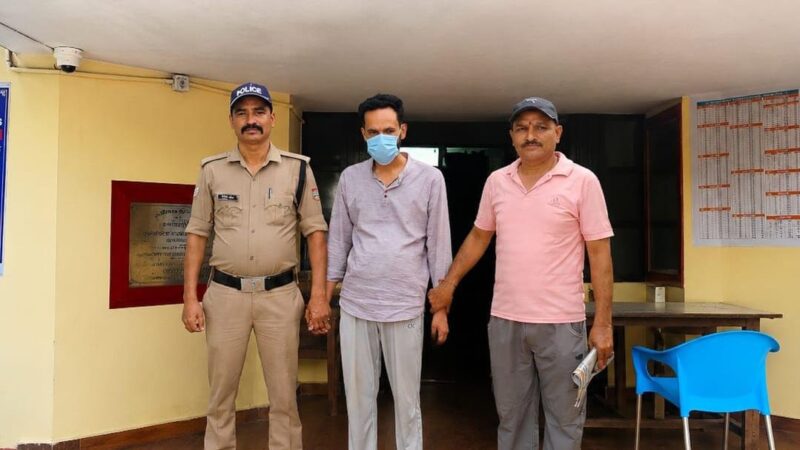 दहेज उत्पीड़न मामले का फरार वारंटी देहरादून से गिरफ्तार