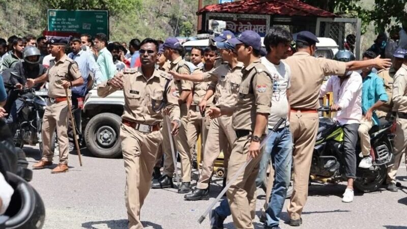 ​कर्णप्रयाग में निहंग यात्रियों और स्थानीय लोगों में हिंसक झड़प