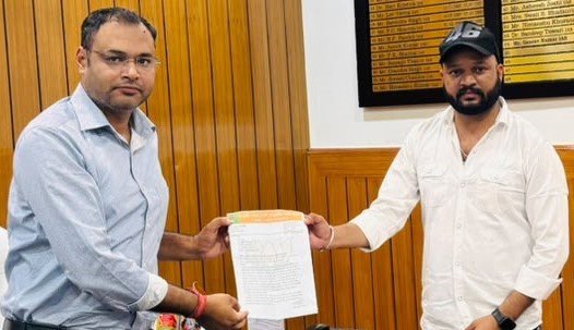 श्रीनगर की लापता किशोरी की बरामदगी की लगाई गुहार