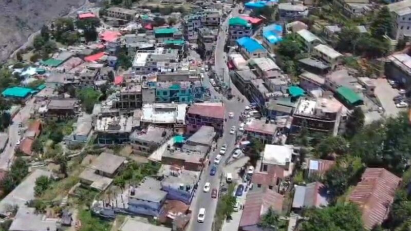गेट सिस्टम से ज्योतिर्मठ में तीर्थयात्रियों को जाम से मिली राहत