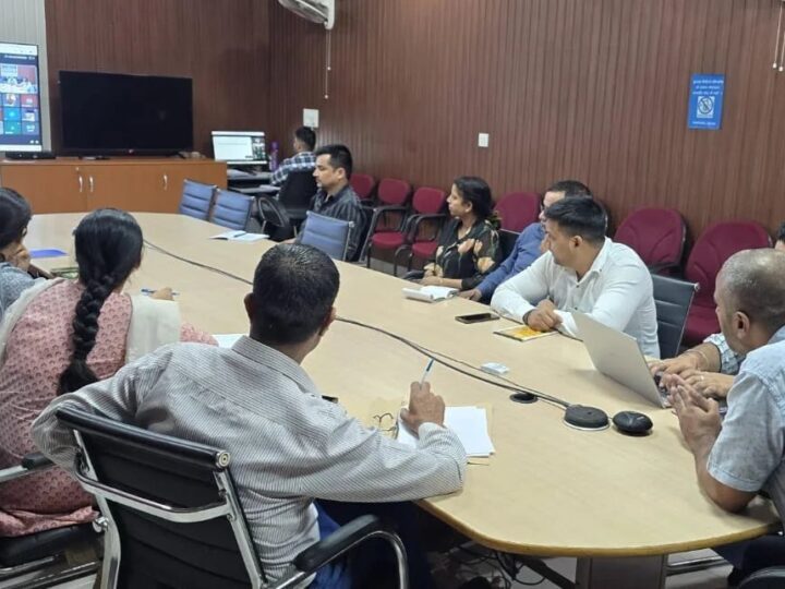जिले में ई-ऑफिस प्रणाली को प्रभावी बनाने के लिए प्रशिक्षण कार्यक्रम आयोजित, अधिकारियों एवं कर्मचारियों को दिया गया व्यवहारिक प्रशिक्षण