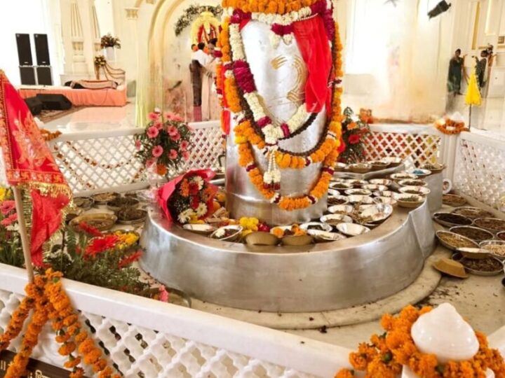 हरिद्वार में 5211 किलो वजनी विश्व के विशाल पारद शिवलिंग की प्राण प्रतिष्ठा सम्पन्न, 2000 से अधिक श्रद्धालु हुए शामिल