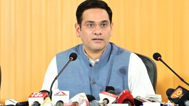 उत्तराखंड की मछली ने विदेश में बनाई पहचान, 30 टन निर्यात की तैयारी – मत्स्य पालन मंत्री सौरभ बहुगुणा
