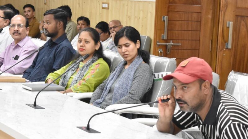 क्षतिग्रस्त विद्यालय भवनों के निर्माण का नाबार्ड से बनवाया जाएगा प्रस्ताव
