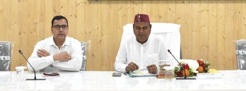 बीस सूत्री में बढ़ी रफ्तार, चमोली पहुंचा पांचवें पायदान पर