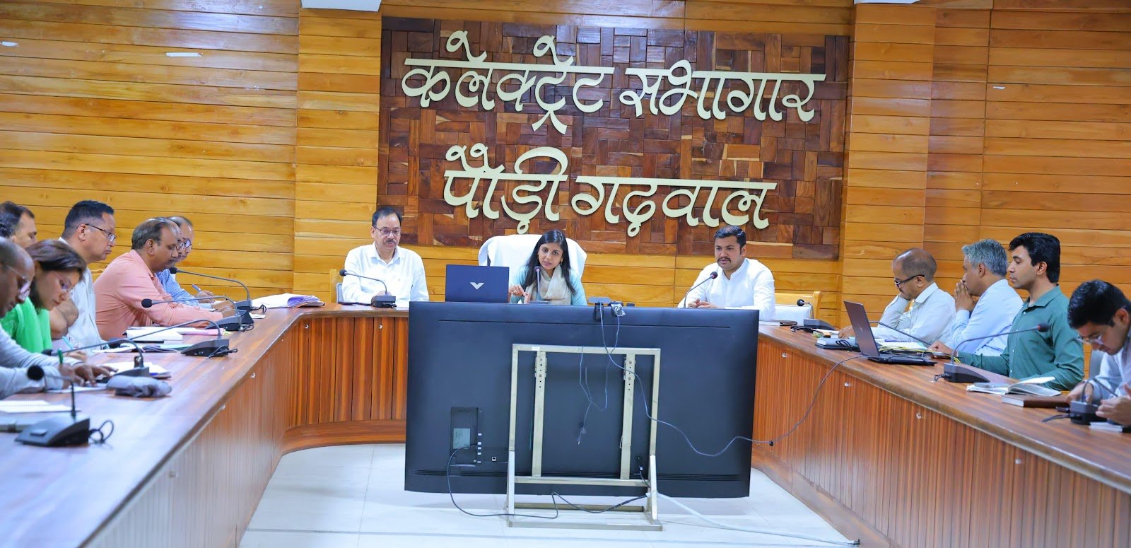 हरेला महाअभियान की तैयारियों में जुटा प्रशासन, 16 जुलाई से जनसहभागिता के साथ शुरू होगा व्यापक पौधरोपण अभियान