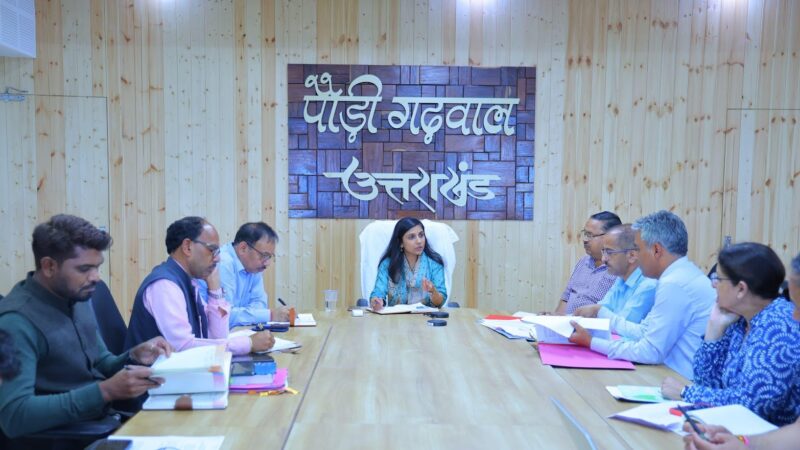 मानसून से पहले जर्जर स्कूलों पर डीएम स्वाति एस. भदौरिया का सख्त एक्शन, असुरक्षित भवनों में कक्षाएं ना संचालित करने के दिए निर्देश