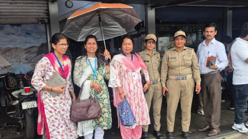 बालश्रम उन्मूलन को लेकर प्रशासन सक्रिय, पौड़ी बाजार में चला विशेष निरीक्षण अभियान