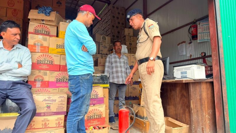 पौड़ी में अग्नि सुरक्षा व्यवस्था को सुदृढ़ बनाने के लिए पुलिस का फायर ऑडिट अभियान जारी