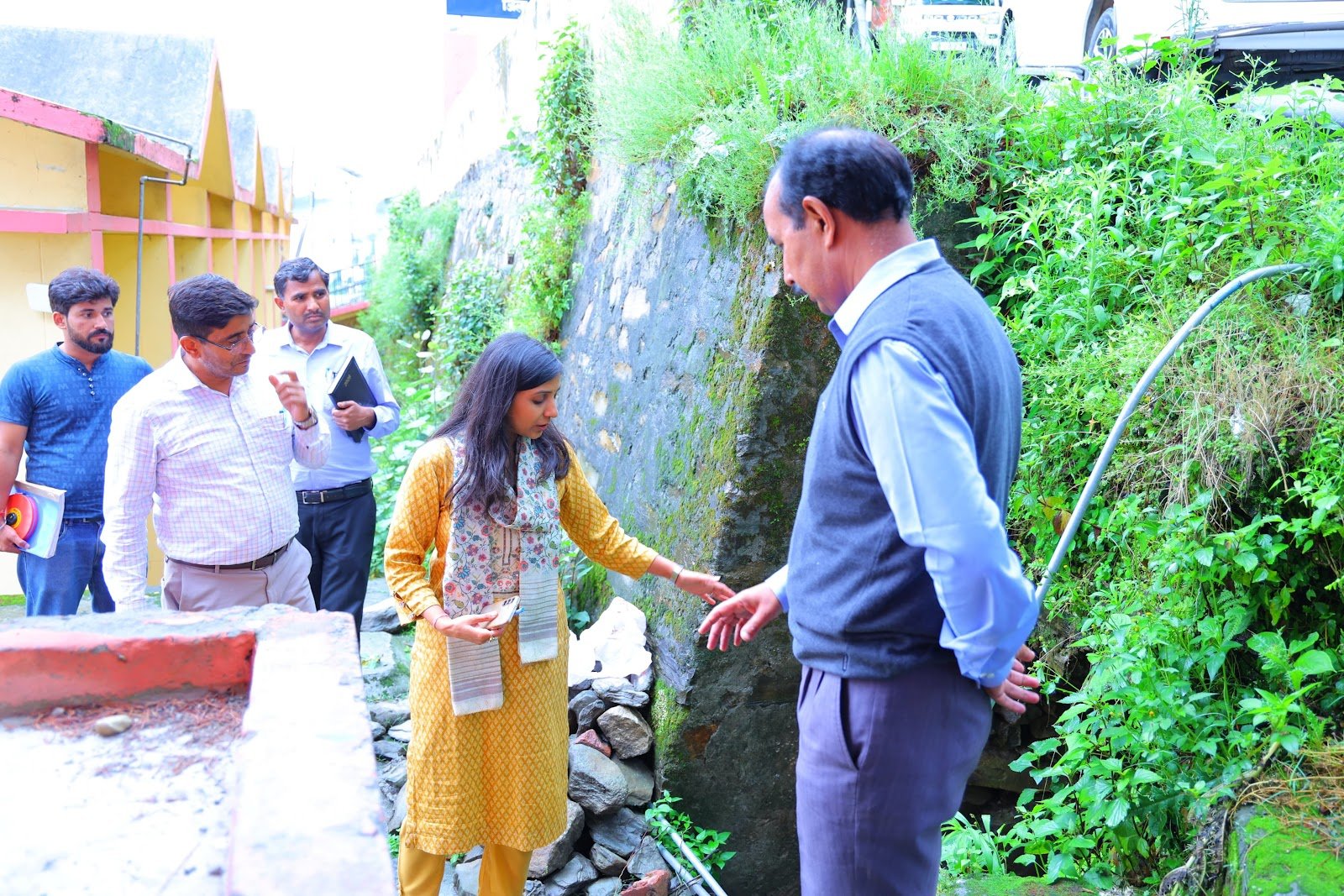 आपदा परिचालन केंद्र पहुंची डीएम स्वाति एस. भदौरिया,उच्चस्तरीय समीक्षा कर राहत-बचाव और जरूरी सेवाओं को हर समय तैयार रखने के निर्देश