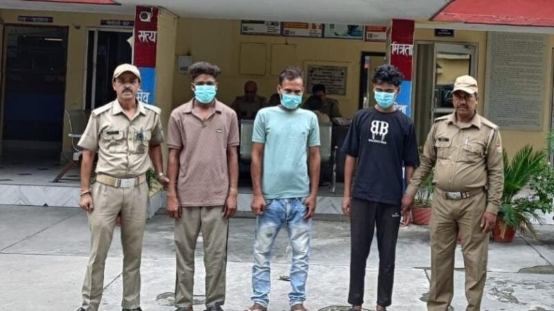 पौड़ी गढ़वाल : शांति भंग कर अराजकता फैलाने वालों पर कसी लगाम, 3 व्यक्ति गिरफ्तार