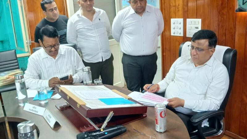 देहरादून महायोजना-2041 : जनता के सुझावों से आकार ले रहा राजधानी का भविष्य, 10वें दिन हुडा कार्यालय में हुई जनसुनवाई, नागरिकों ने रखे विकास से जुड़े अहम सुझाव