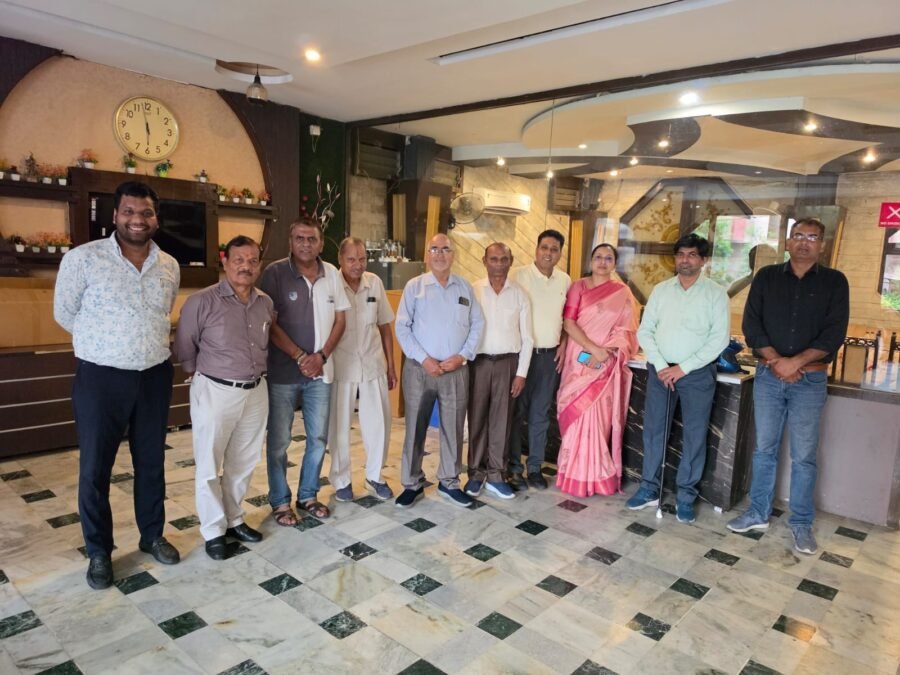 ऋषिकुल स्नातक एवं स्नातकोत्तर एसोसिएशन की कार्यकारिणी बैठक में राष्ट्रीय एलुमनाई मीट-2026 की तैयारियों को लेकर व्यापक मंथन