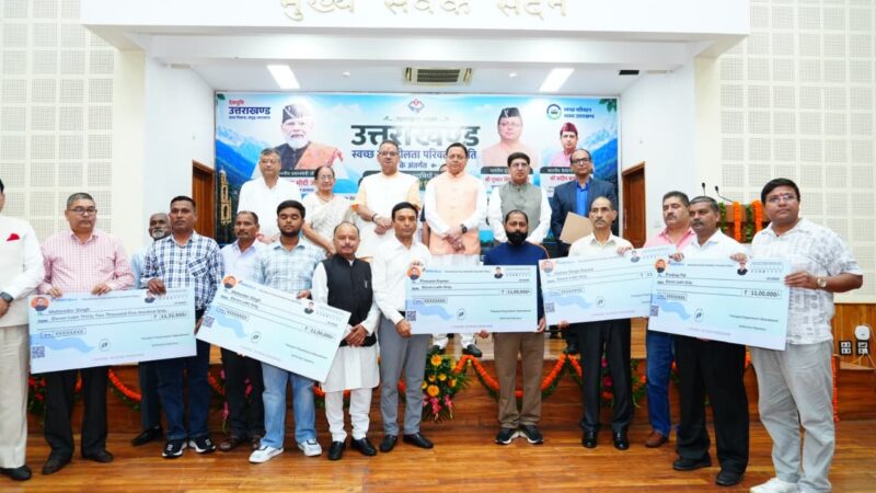 स्वच्छ, आधुनिक एवं पर्यावरण-अनुकूल परिवहन व्यवस्था के निर्माण के लिए सरकार प्रतिबद्ध – मुख्यमंत्री पुष्कर सिंह धामी