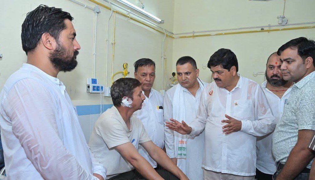 टनल हादसा : गोदियाल ने घायलों का जाना हाल, सहायता राशि बढ़ाने की मांग