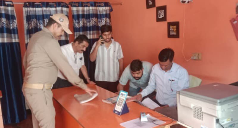 एसडीएम संदीप कुमार ने CSC केंद्रों का किया औचक निरीक्षण, अनियमितताओं पर संचालकों को नोटिस