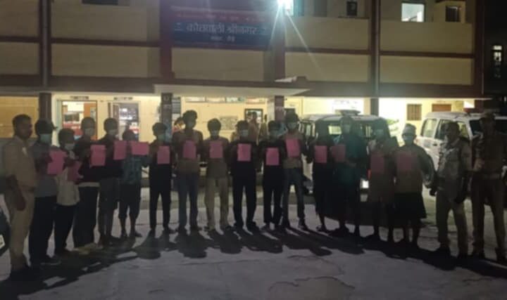 सार्वजनिक स्थल पर हुड़दंग करने वालों पर श्रीनगर पुलिस का शिकंजा, 15 हिरासत में