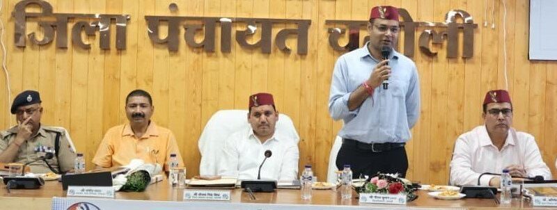 योजनाओं की जानकारी से समृद्ध होगा सीमांत चमोली