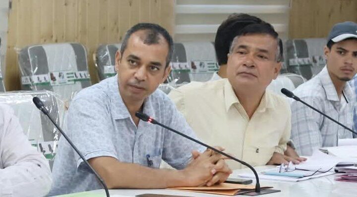 सहायक नदियों में प्लास्टिक और सीवेज का प्रवाह रोकने पर जोर
