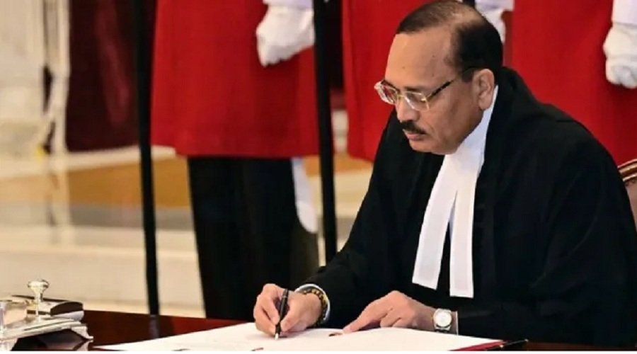 NALSAR विवाद पर सुप्रीम कोर्ट सख्त, CJI सूर्यकांत ने कहा- छात्रों के शांतिपूर्ण प्रदर्शन में BCI दखल नहीं दे सकता