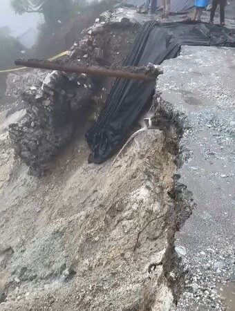 भू-धंसाव से ब्रह्मसैण पर मंडराया खतरा, मकानों से लेकर सड़क तक संकट