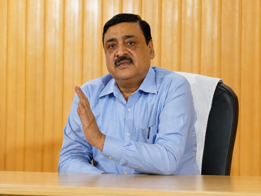 सेहत की सुरक्षा, धामी सरकार की प्राथमिकता, नकली डेयरी उत्पादों पर प्रदेशव्यापी प्रतिबंध, मिलावटखोरों पर कसेगा शिकंजा