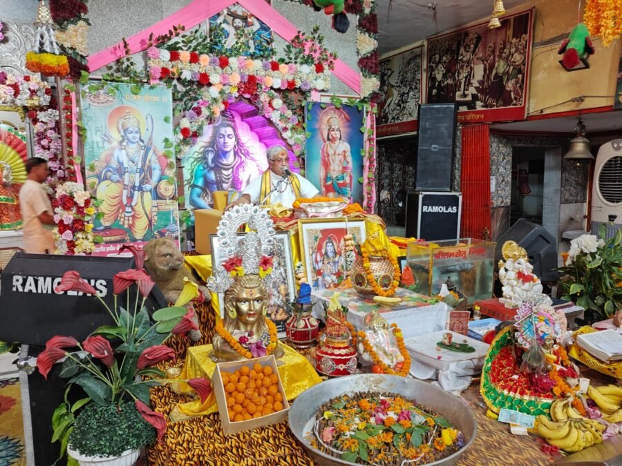 धर्मपुर के प्राचीन शिव मंदिर में शिव महापुराण कथा के षष्ठम दिवस पर आचार्य सुभाष जोशी ने बताया – ‘कल्याणकारी भाव ही शिव है’