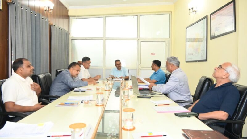 पूर्व सैनिकों और युवाओं को विदेश में रोजगार उपलब्ध कराने की दिशा में तेजी से कार्य करे उपनल – मंत्री गणेश जोशी
