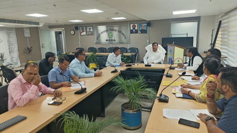 एमडीडीए उपाध्यक्ष बंशीधर तिवारी ने आईएसबीटी के कायाकल्प को दी रफ्तार, किराये का होगा पुनर्निर्धारण; यात्री सुविधाएं और सुरक्षा होंगी बेहतर