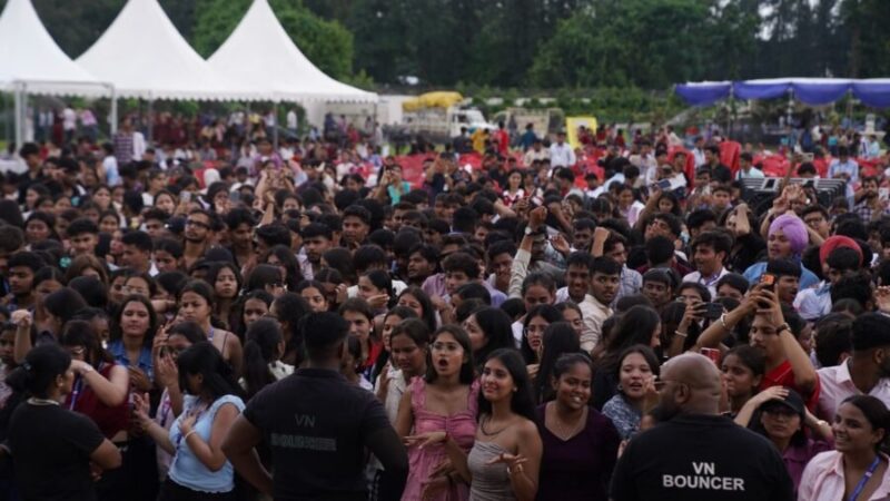 श्री गुरु राम राय विश्वविद्यालय में नव प्रवेशी छात्र-छात्राओं का भव्य दीक्षारंभ, कार्यक्रम का मुख्य आकर्षण रहा रेन डांस
