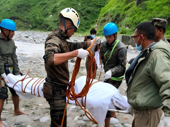 धौलीगंगा नदी किनारे मिला लापता चालक हवलदार पंकज का शव