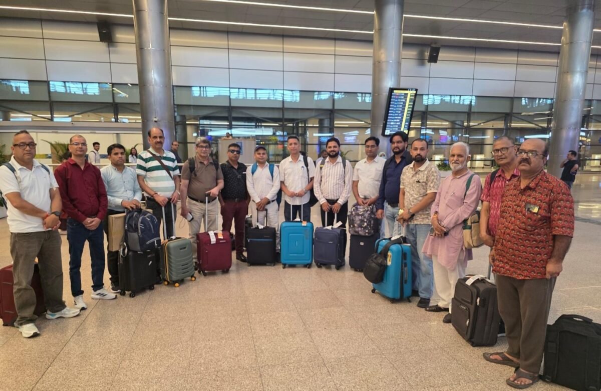 पीआईबी देहरादून द्वारा आयोजित उत्तराखंड के मीडिया प्रतिनिधिमंडल के लिए 5 दिवसीय हैदराबाद प्रेस टूर, 13 पत्रकारों का समूह भारत सरकार की प्रमुख योजनाओं का करेगा अवलोकन