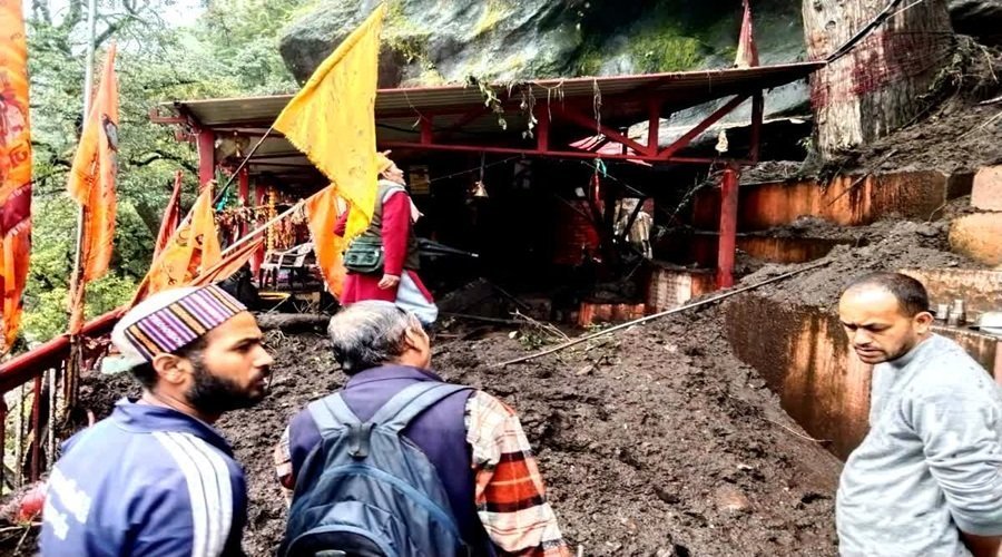 उर्गम घाटी में भारी भूस्खलन, पांचवें केदार कल्पेश्वर मंदिर का रास्ता बंद