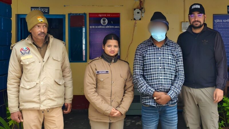 श्रद्धालुओं को लूटने वाले गिरोह का गैंग लीडर देवप्रयाग से गिरफ्तार