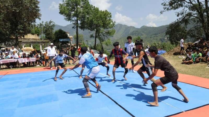 चौबट्टाखाल में विधायक चैंपियनशिप ट्राफी का शुभारंभ, 31 न्याय पंचायतों के खिलाड़ी ले रहे हिस्सा