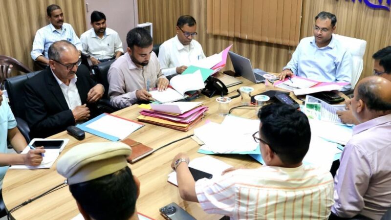 राज्य आंदोलनकारी चिन्हीकरण में मानकों का सख्ती से पालन करें : डीएम