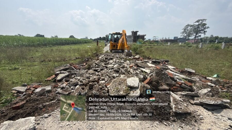 अवैध प्लॉटिंग और निर्माण पर एमडीडीए की बड़ी कार्रवाई, तीन स्थानों पर सीलिंग, दो जगह ध्वस्तीकरण