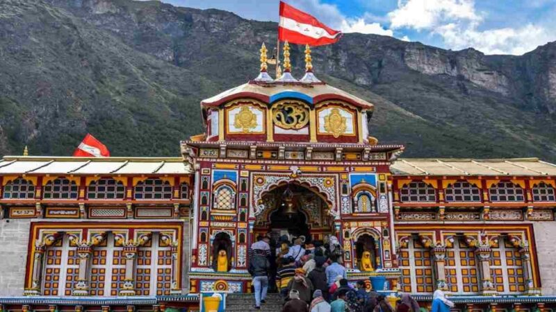 बदरीनाथ में डीजे पर भड़का शंकराचार्य मठ, आयोजन पर उठाए सवाल