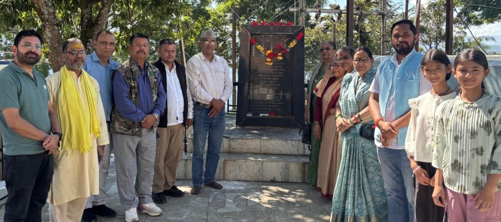 रामपुर तिराहा कांड के शहीदों को गोपेश्वर में भावभीनी श्रद्धांजलि