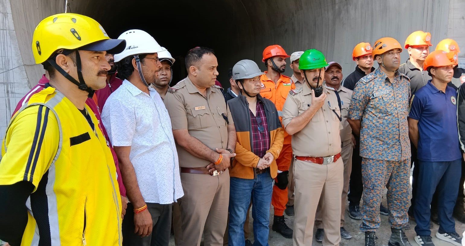 गौचर रेलवे टनल में हादसे से निपटने के लिए मॉकड्रिल, NDRF-SDRF ने परखी बचाव तैयारियां